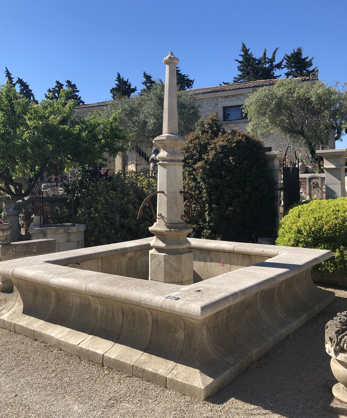 Durable Limestone Water Features: Eco-Friendly & Self-Cleaning